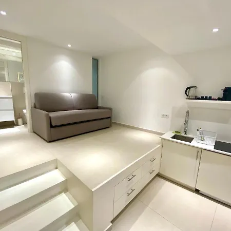 Apartment Le Barri By Scls Locations Cannes